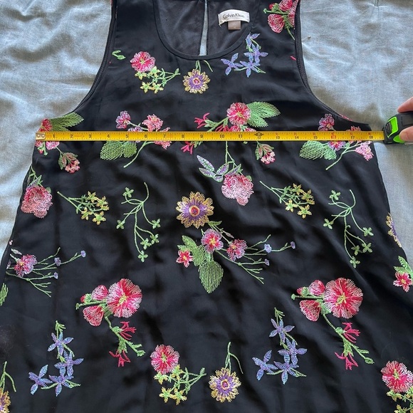 Calvin Klein Floral Embroidered Trapeze Shift Dress Size 10 Black Sleeveless - Picture 8 of 9